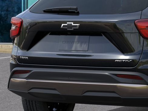 New 2026 Chevrolet Trax LS FWD image 14