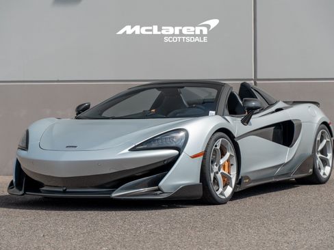 Used 2020 McLaren 600LT Spider RWD image 3