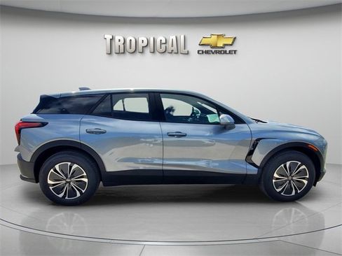 New 2025 Chevrolet Blazer EV LT image 6