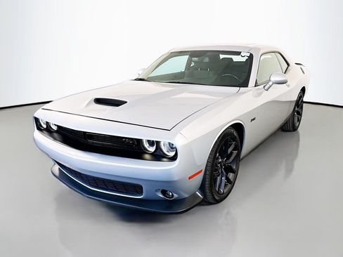 Used 2023 Dodge Challenger R/T w/ Blacktop Package RWD image 4