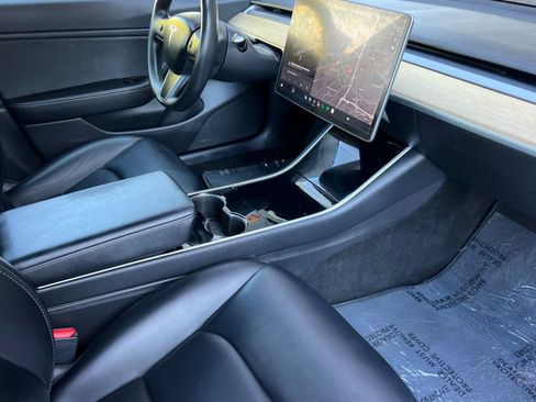 Used 2018 Tesla Model 3 AWD/4WD image 16