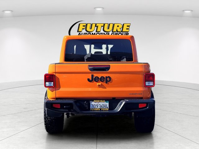 Used 2025 Jeep Gladiator Sport AWD/4WD image 5