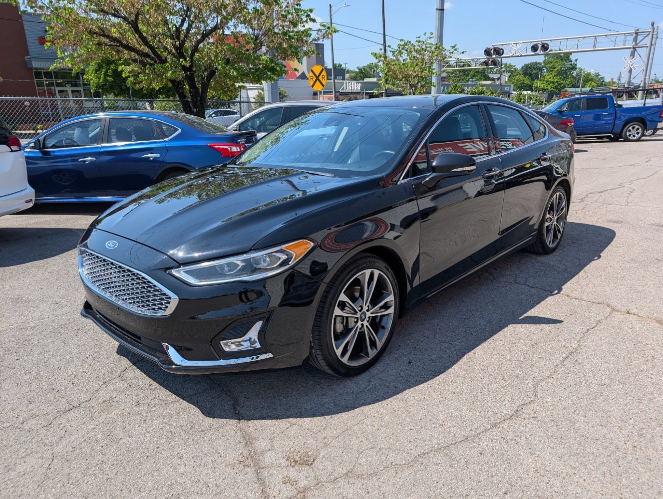 Used 2020 Ford Fusion Titanium AWD/4WD image 3