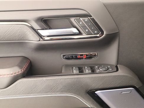 Used 2024 GMC Sierra 1500 AT4X image 23