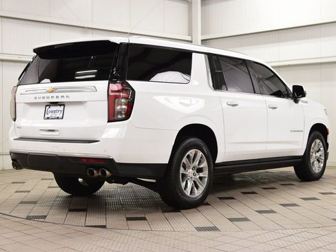 Used 2024 Chevrolet Suburban High Country image 8