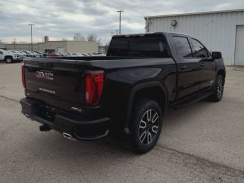 Used 2024 GMC Sierra 1500 AT4 w/ Technology Package AWD/4WD image 13