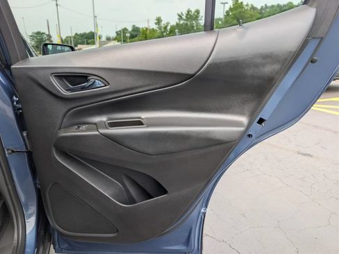 Used 2024 Chevrolet Equinox LT FWD image 18