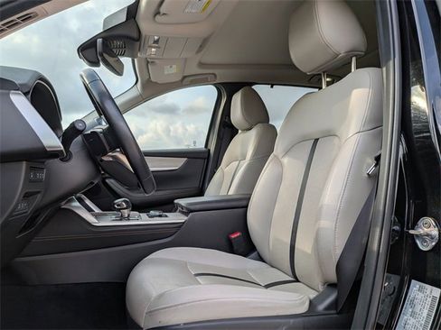 Certified 2024 MAZDA CX-90 3.3 Turbo w/ Premium Package image 10