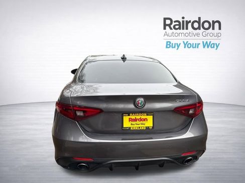Used 2019 Alfa Romeo Giulia w/ Quick Order Package 22K Sport RWD image 39