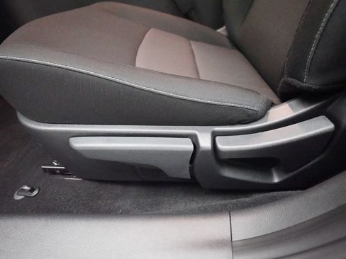 Used 2025 Nissan Sentra SV w/ All-Weather Package FWD image 27