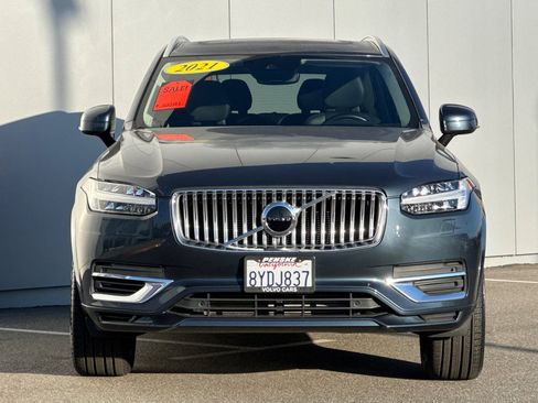 Used 2021 Volvo XC90 T8 Inscription Expression w/ Climate Package image 8