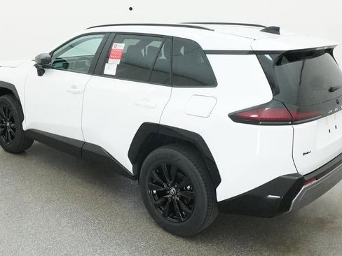 New 2026 Toyota RAV4 SE FWD image 5