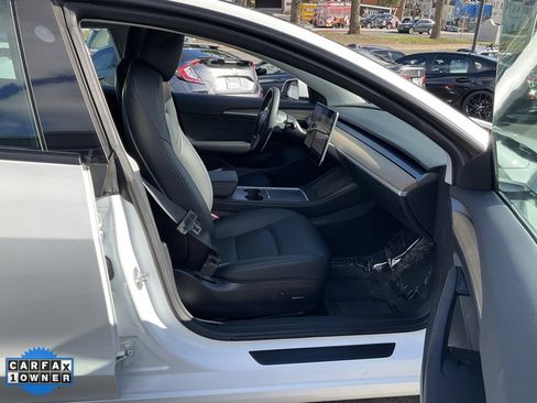 Used 2023 Tesla Model 3 Standard Range image 59