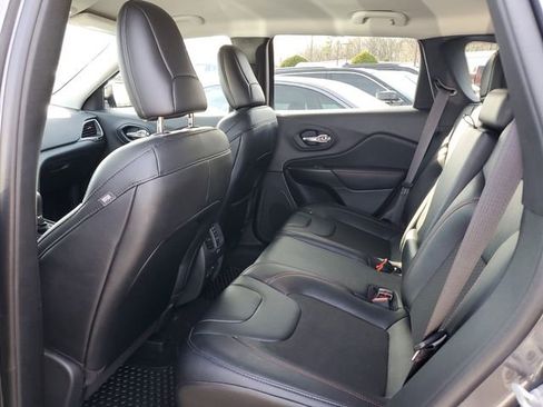 Certified 2022 Jeep Cherokee Trailhawk w/ Comfort/Convenience Group image 8