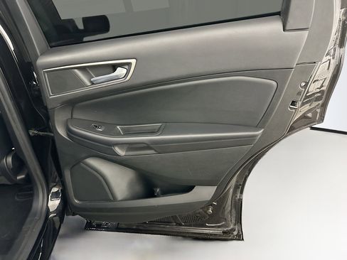 Used 2022 Ford Edge SEL image 30