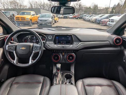 Used 2022 Chevrolet Blazer RS image 2