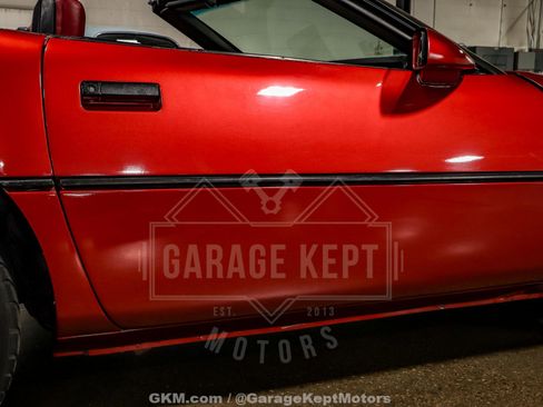 Used 1986 Chevrolet Corvette Convertible image 43