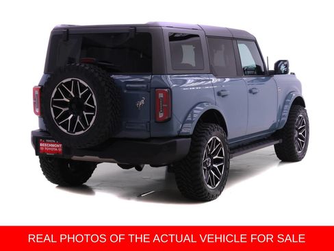 Used 2023 Ford Bronco Outer Banks AWD/4WD image 2