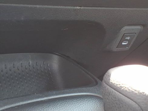 Used 2023 Toyota Corolla LE FWD image 32