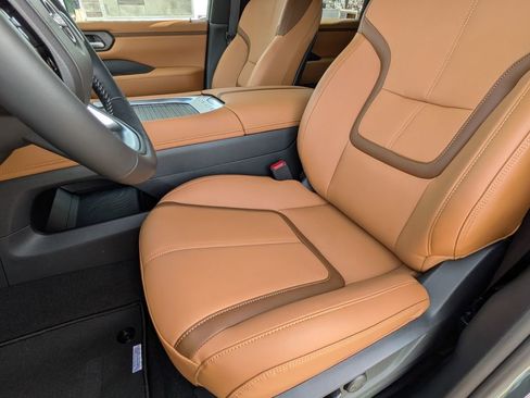 New 2026 Nissan Armada SL w/ Captain's Chari Seat Package RWD image 14