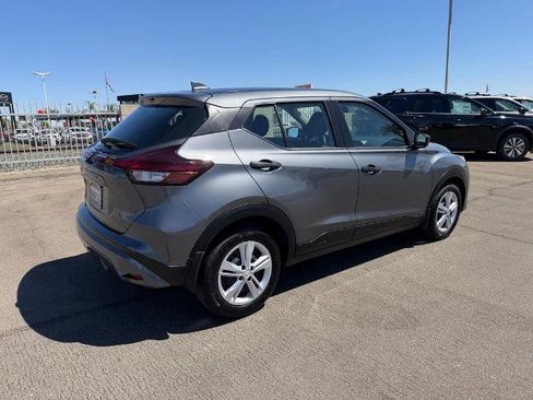 Certified 2025 Nissan Kicks Play S FWD image 6