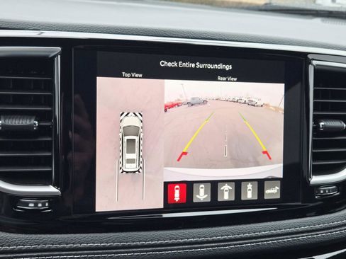 New 2026 Chrysler Pacifica Limited w/ S Appearance Package image 26