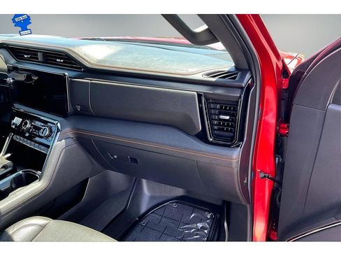 Used 2025 GMC Sierra 1500 AT4 w/ AT4 Premium Package AWD/4WD image 23