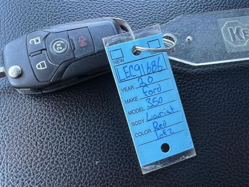 Used 2020 Ford F350 Lariat w/ Chrome Package image 33