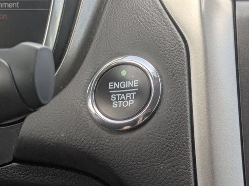 Used 2020 Ford Fusion SE FWD image 27