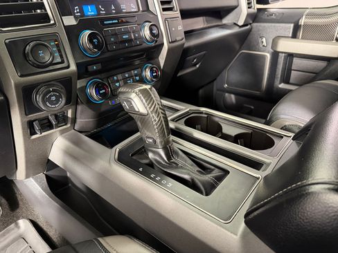 Used 2018 Ford F150 Raptor w/ Equipment Group 802A Luxury AWD/4WD image 17