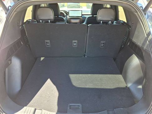Used 2024 Ford Escape ST-Line w/ Tech Pack #1 AWD/4WD image 30