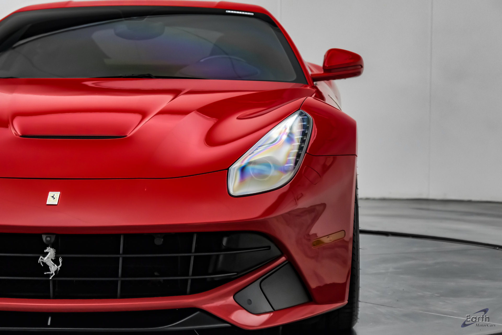 Used 2015 Ferrari F12 Berlinetta RWD image 36
