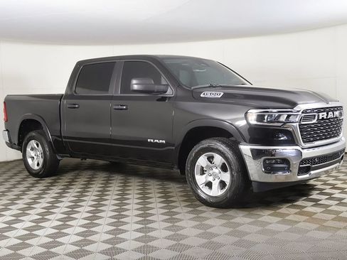 Used 2025 RAM 1500 Big Horn AWD/4WD image 43