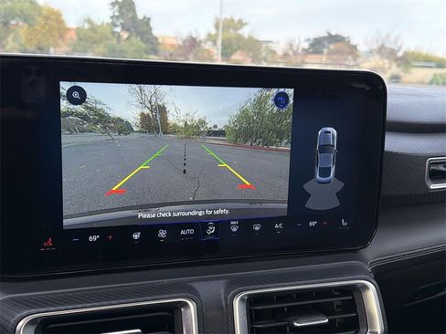 Used 2024 Ford Mustang Premium image 14