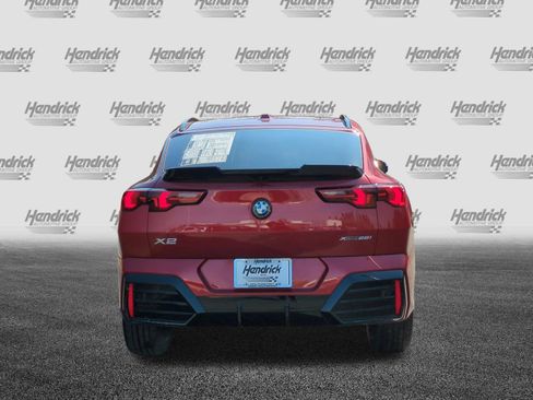 Used 2026 BMW X2 xDrive28i w/ Technology Package AWD/4WD image 8