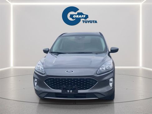 Used 2022 Ford Escape Titanium w/ Class II Trailer Tow Package image 20