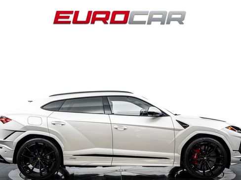Used 2024 Lamborghini Urus S AWD/4WD image 6