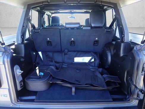 Used 2022 Jeep Wrangler Unlimited Sahara w/ Cold Weather Group image 8