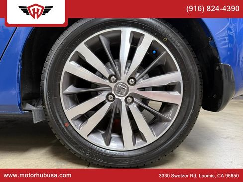 Used 2015 Honda Fit EX image 17