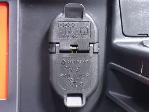 Used 2020 RAM 1500 Sport w/ Night Edition image 42