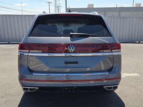 New 2025 Volkswagen Atlas SEL Premium R-Line image 9