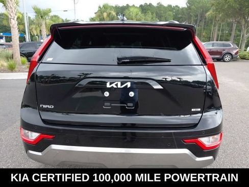 Certified 2025 Kia Niro EX Touring FWD image 6