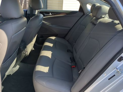 Used 2013 Hyundai Sonata Limited image 17