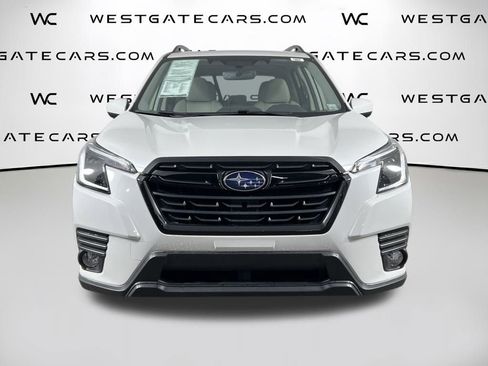 Used 2023 Subaru Forester Premium image 2