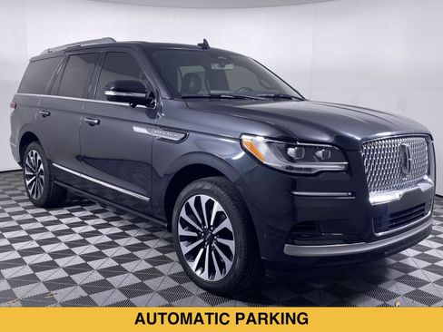 Used 2022 Lincoln Navigator Reserve AWD/4WD image 22