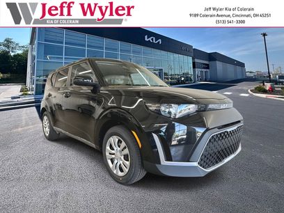 New 2025 Kia Soul LX