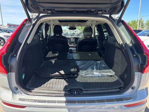 Used 2024 Volvo XC60 B5 Plus w/ Protection Package Premier AWD/4WD image 26