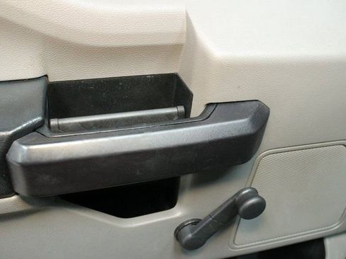 Used 2015 Ford F150 XL image 12