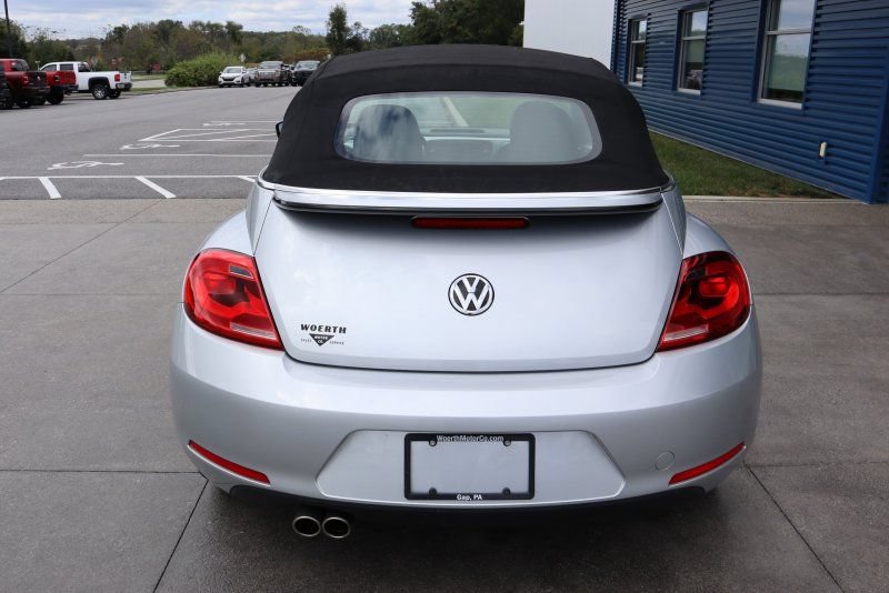 Used 2013 Volkswagen Beetle 2.5 FWD image 10