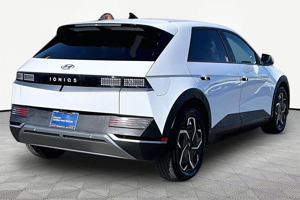 Certified 2024 Hyundai Ioniq 5 SEL RWD image 3